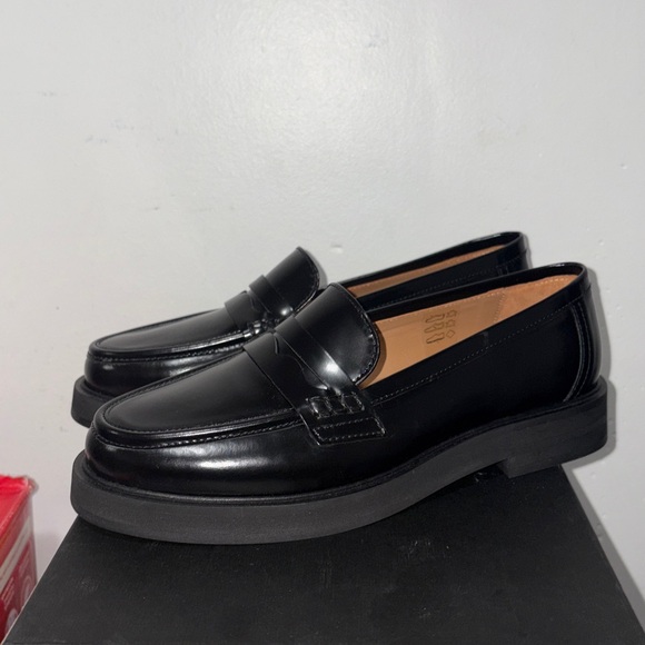Women’s Flattered Classic Black Loafers size 36 - Picture 3 of 7